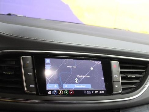 Used 2022 Buick Enclave Premium w/ Experience Buick Package AWD/4WD image 19