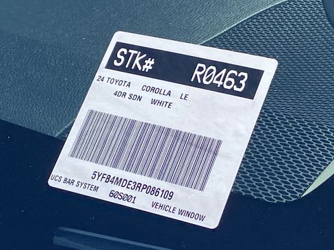 Certified 2024 Toyota Corolla LE FWD image 31