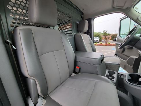Used 2020 Nissan NV 2500 SV w/ Navigation Package RWD image 36