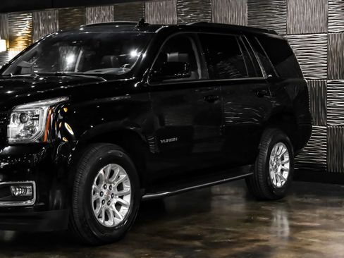 Used 2020 GMC Yukon SLT w/ Open Road Package AWD/4WD image 9