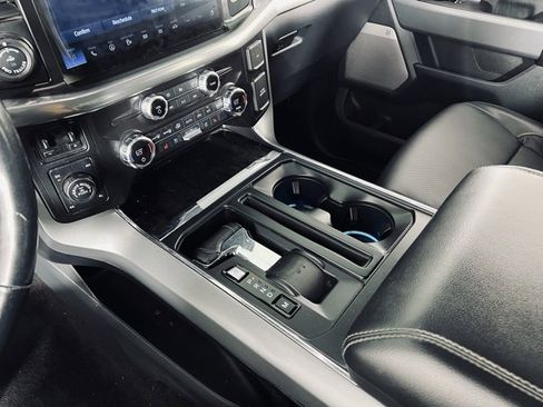 Used 2021 Ford F150 Lariat w/ Max Trailer Tow Package image 29