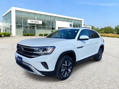 Used 2023 Volkswagen Atlas Cross Sport SE AWD/4WD image 1