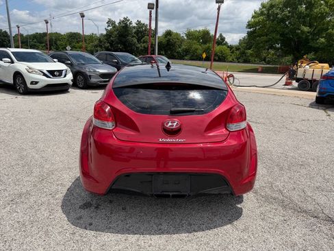 Used 2016 Hyundai Veloster w/ Option Group 02 FWD image 6