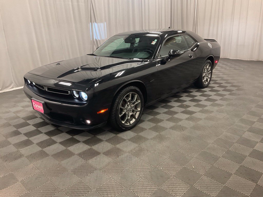 Used 2017 Dodge Challenger GT w/ Driver Convenience Group AWD/4WD image 5