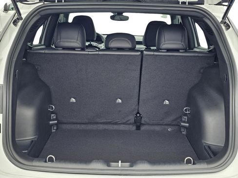 New 2026 Jeep Compass Latitude image 11