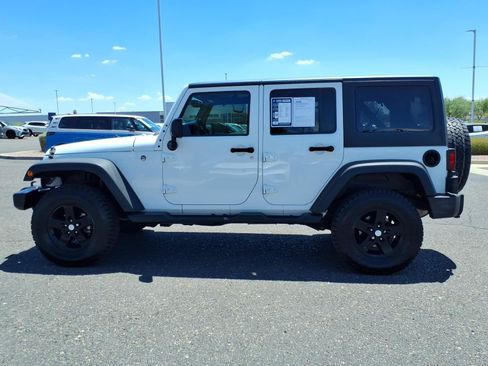 Used 2016 Jeep Wrangler Unlimited Sport w/ Quick Order Package 24S AWD/4WD image 4