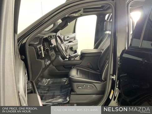 Used 2023 GMC Sierra 1500 AT4X AWD/4WD image 10