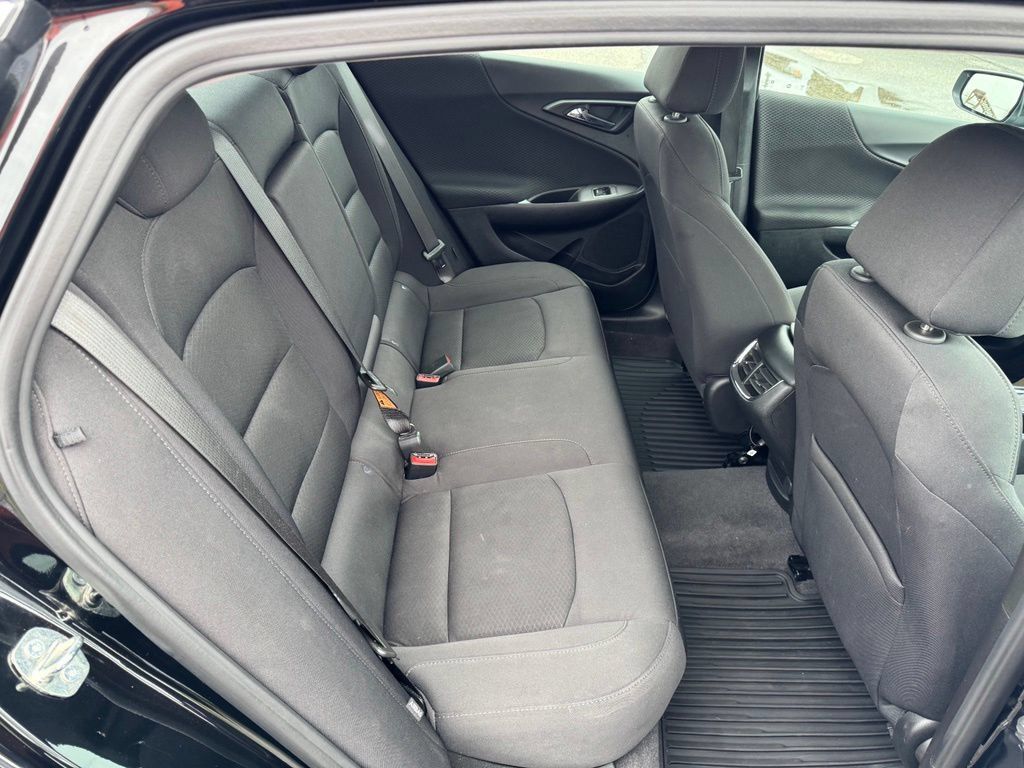 Certified 2023 Chevrolet Malibu LT w/ Midnight Edition FWD image 23