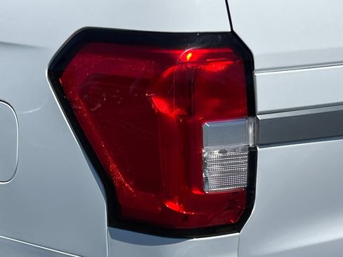 Used 2024 Ford Expedition Max XLT RWD image 49