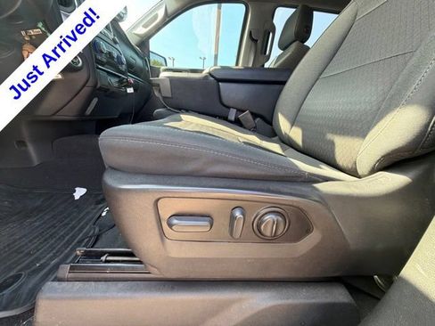 Used 2022 Chevrolet Silverado 1500 RST w/ LPO, Blackout Package AWD/4WD image 29