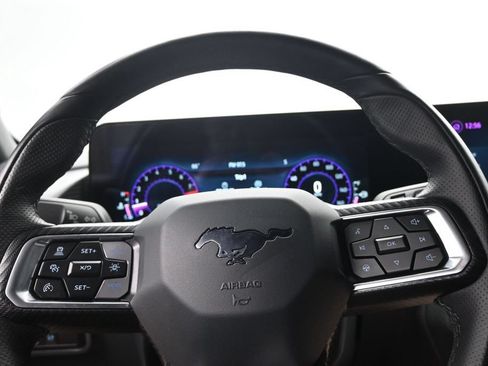 Used 2025 Ford Mustang GT Premium RWD image 12