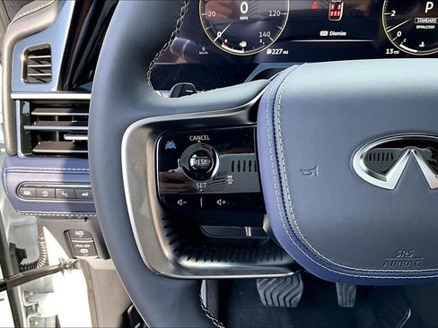 New 2026 INFINITI QX80 4WD image 32