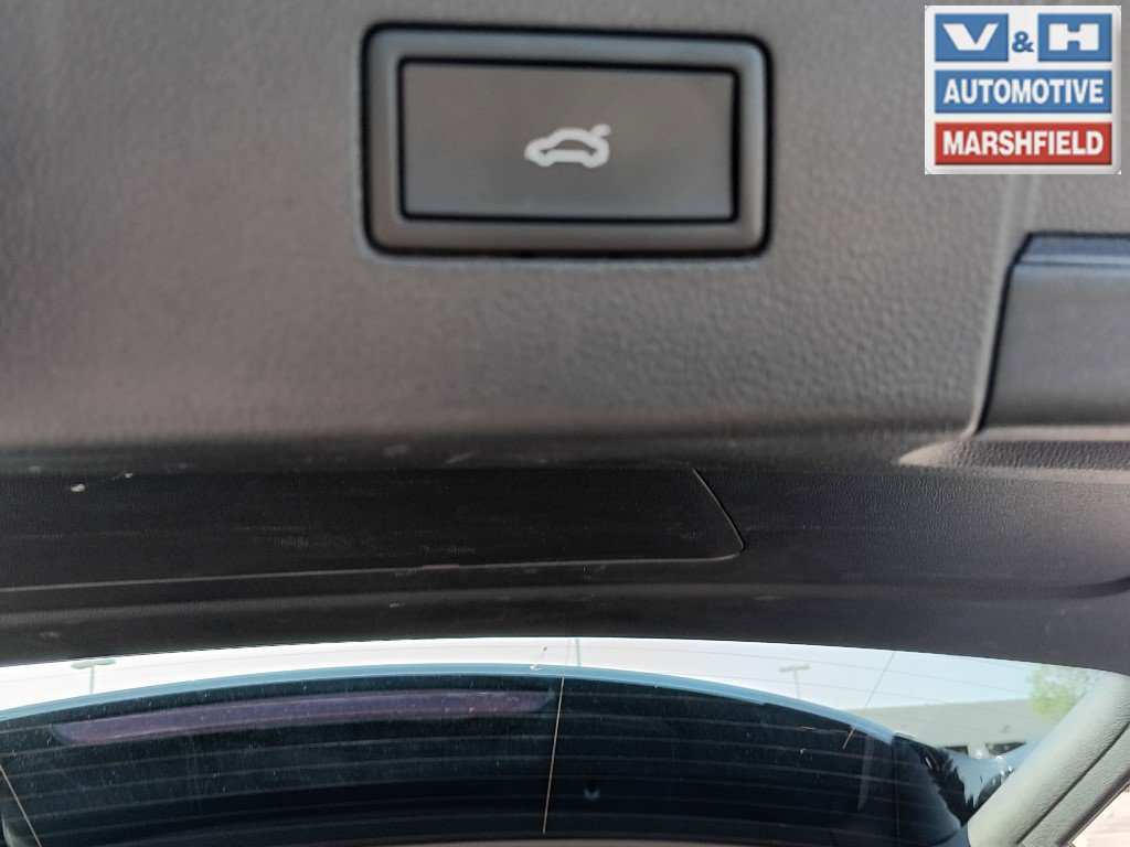 Used 2025 Volkswagen Atlas SE AWD/4WD image 35