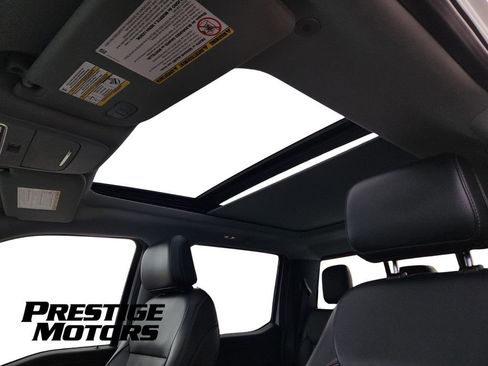 Used 2023 Ford F350 Lariat image 25