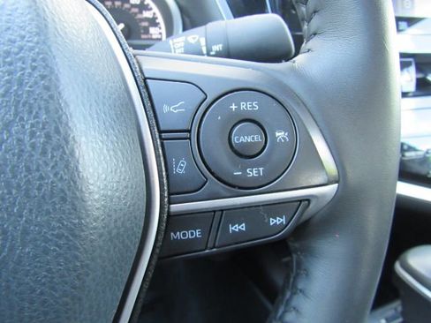 Used 2024 Toyota Camry XLE image 37