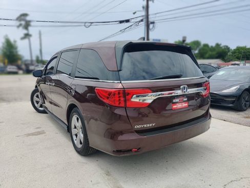 Used 2019 Honda Odyssey EX-L image 2