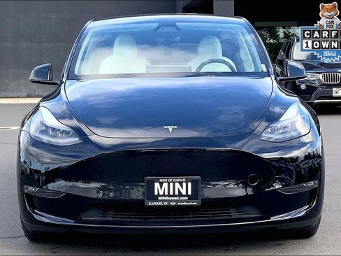 Used 2023 Tesla Model Y Performance image 3