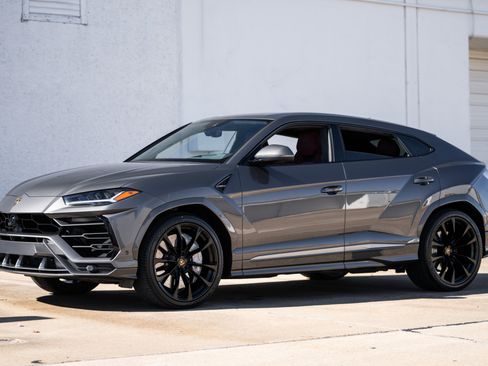 Used 2021 Lamborghini Urus image 7