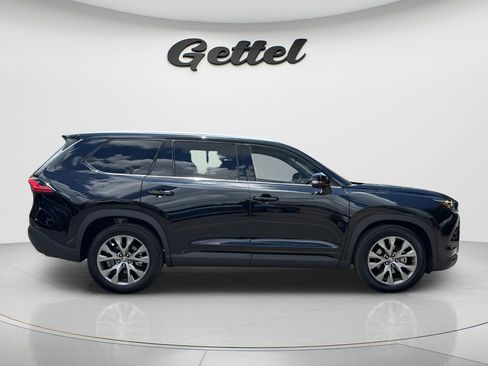 Used 2024 Toyota Grand Highlander FWD image 4