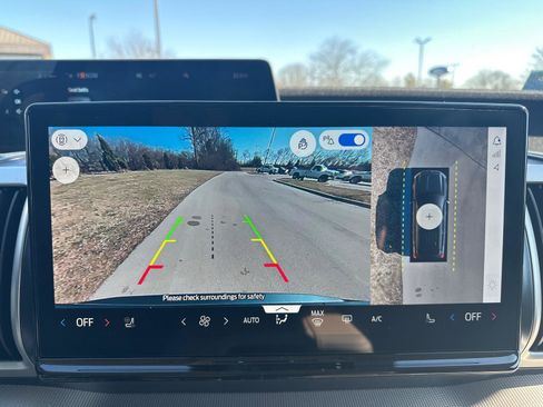 New 2026 Ford Expedition Active image 12