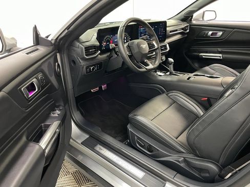 Used 2024 Ford Mustang GT Premium RWD image 20