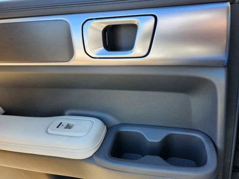 New 2025 Hyundai Santa Fe SEL image 23