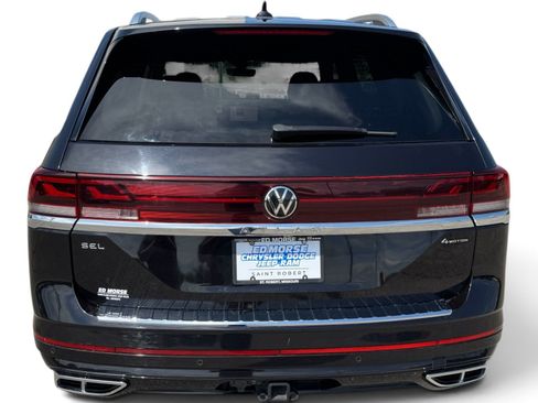 Used 2024 Volkswagen Atlas SEL Premium R-Line AWD/4WD image 3