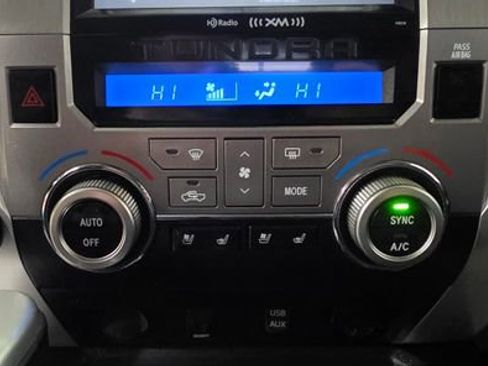 Used 2018 Toyota Tundra Platinum image 21