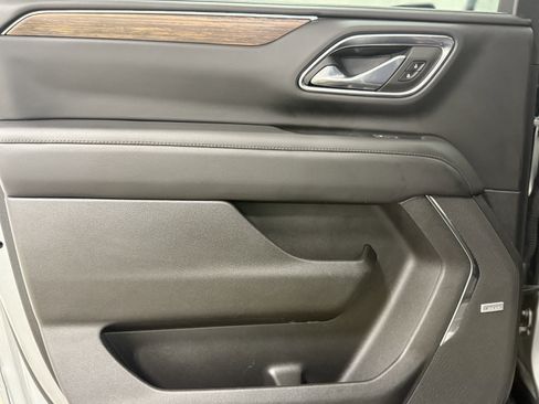 Certified 2023 Chevrolet Suburban High Country image 25