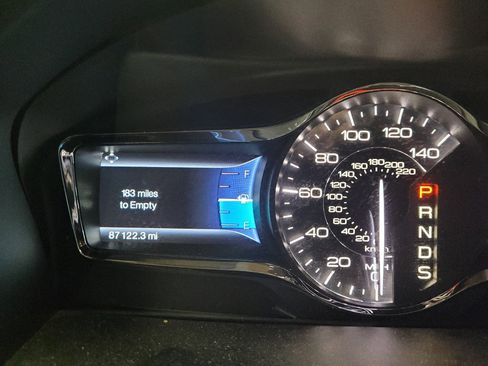 Used 2015 Lincoln MKX AWD w/ Equipment Group 102A image 23
