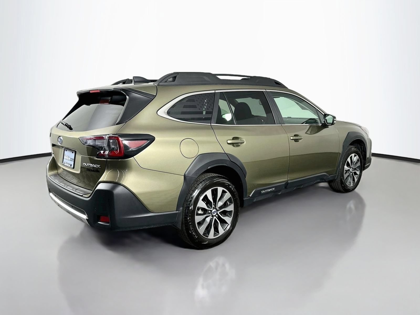 Used 2025 Subaru Outback Limited w/ Popular Package #2 AWD/4WD image 7