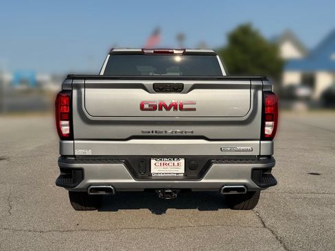 Used 2024 GMC Sierra 1500 Elevation w/ X31 Off-Road Package AWD/4WD image 6