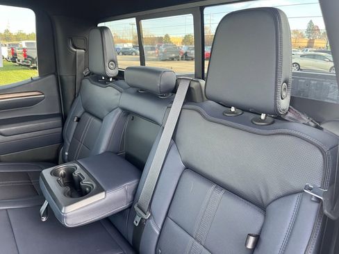 Used 2022 Chevrolet Silverado 1500 High Country w/ High Country Premium Package image 26