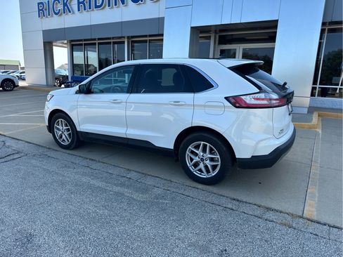 Used 2022 Ford Edge SEL w/ Convenience Package AWD/4WD image 3