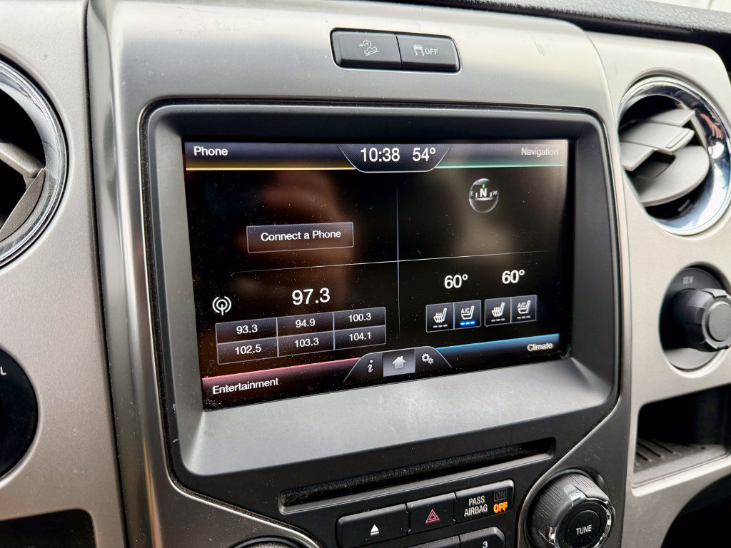 Used 2014 Ford F150 FX4 w/ Equipment Group 402A Luxury AWD/4WD image 24