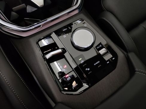 Used 2026 BMW X3 xDrive30 w/ Convenience Package image 22