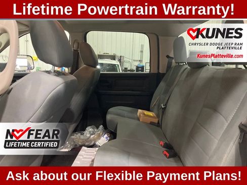 Used 2018 RAM 2500 Tradesman w/ Chrome Appearance Group image 27