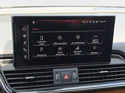 Used 2023 Audi Q5 2.0T Premium w/ Convenience Package AWD/4WD image 28