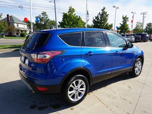 Used 2017 Ford Escape SE AWD/4WD image 4