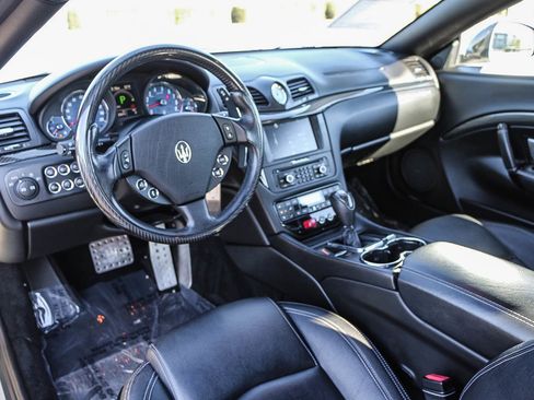 Used 2012 Maserati GranTurismo Sport image 12