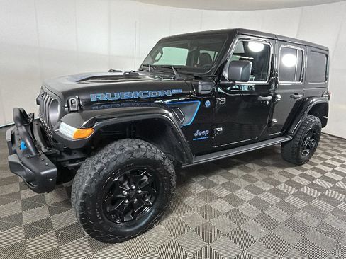 Used 2023 Jeep Wrangler Unlimited Rubicon 4xe AWD/4WD image 8
