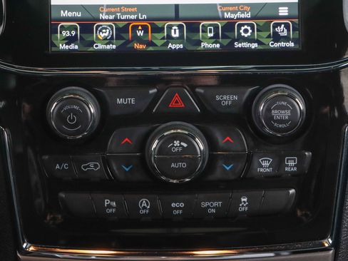 Used 2022 Jeep Grand Cherokee Limited AWD/4WD image 20