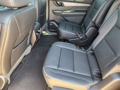 New 2025 Buick Enclave Sport Touring w/ Super Cruise Package image 18