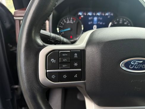 Used 2024 Ford Expedition Limited AWD/4WD image 33