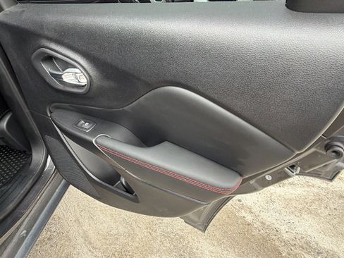 Used 2022 Jeep Cherokee Trailhawk w/ Sound & Nav Group image 20