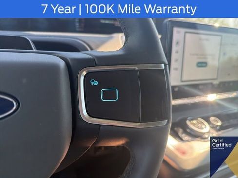 Certified 2025 Ford Expedition Active AWD/4WD image 63