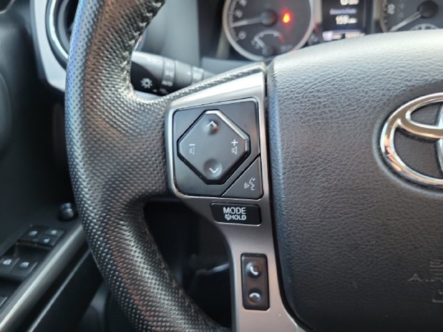 Used 2022 Toyota Tacoma SR5 w/ Technology Package RWD image 15