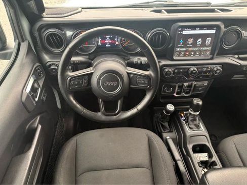Used 2023 Jeep Wrangler Unlimited Sport AWD/4WD image 18