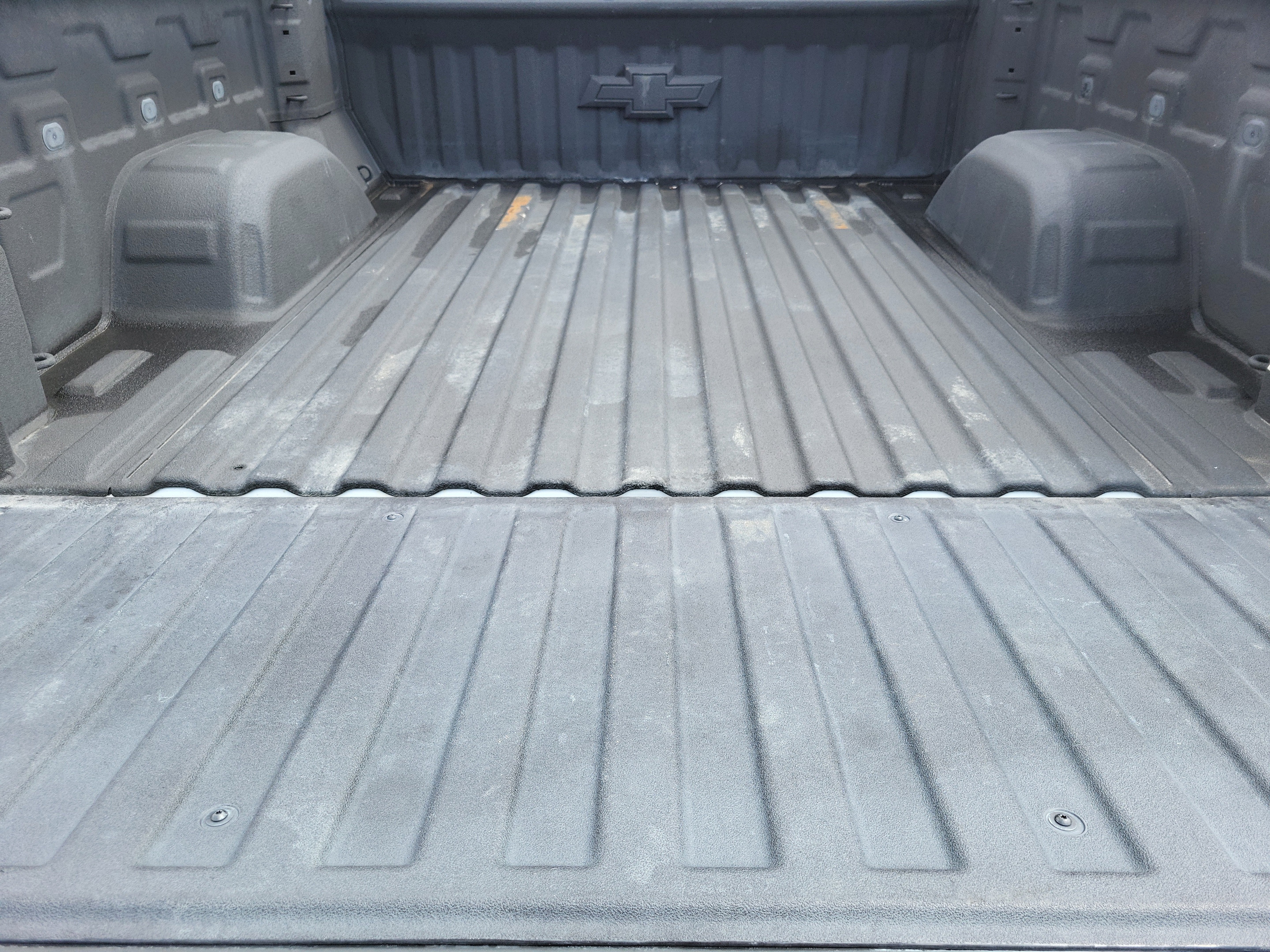 Used 2023 Chevrolet Silverado 1500 RST AWD/4WD image 12