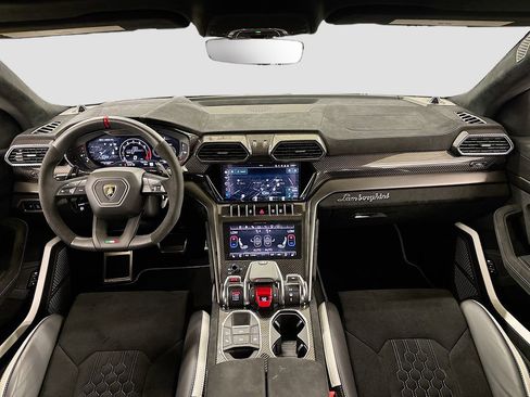 Used 2024 Lamborghini Urus Performante image 9